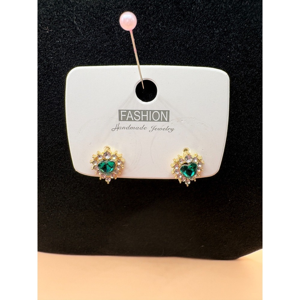 Green Heart Stone Surrounded with Rhinestones Stud Earringsβ Fashion Jewelry